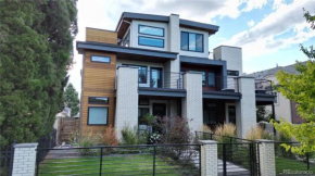 Luxurious, Modern Townhome 5 minute Walk from Cherry Creek North